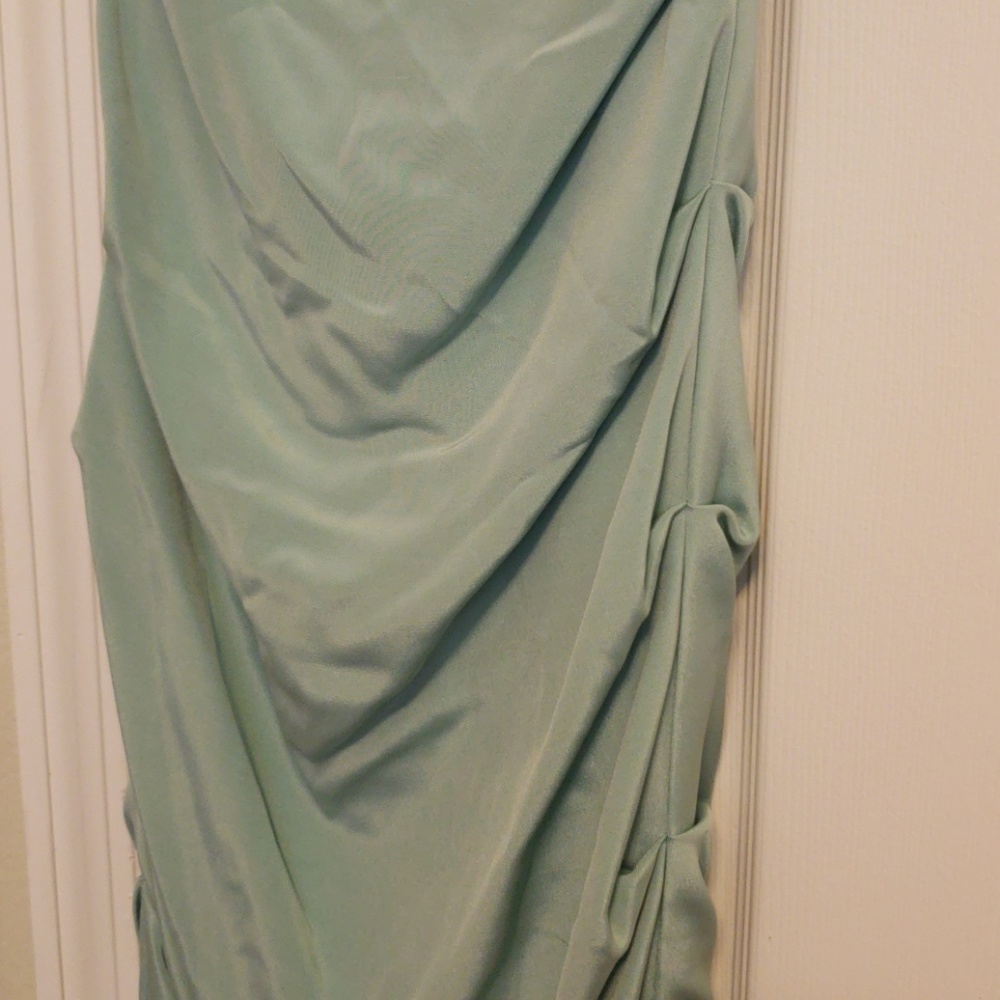 Stunning Couture Cocktail Dress - Picture 3 of 7